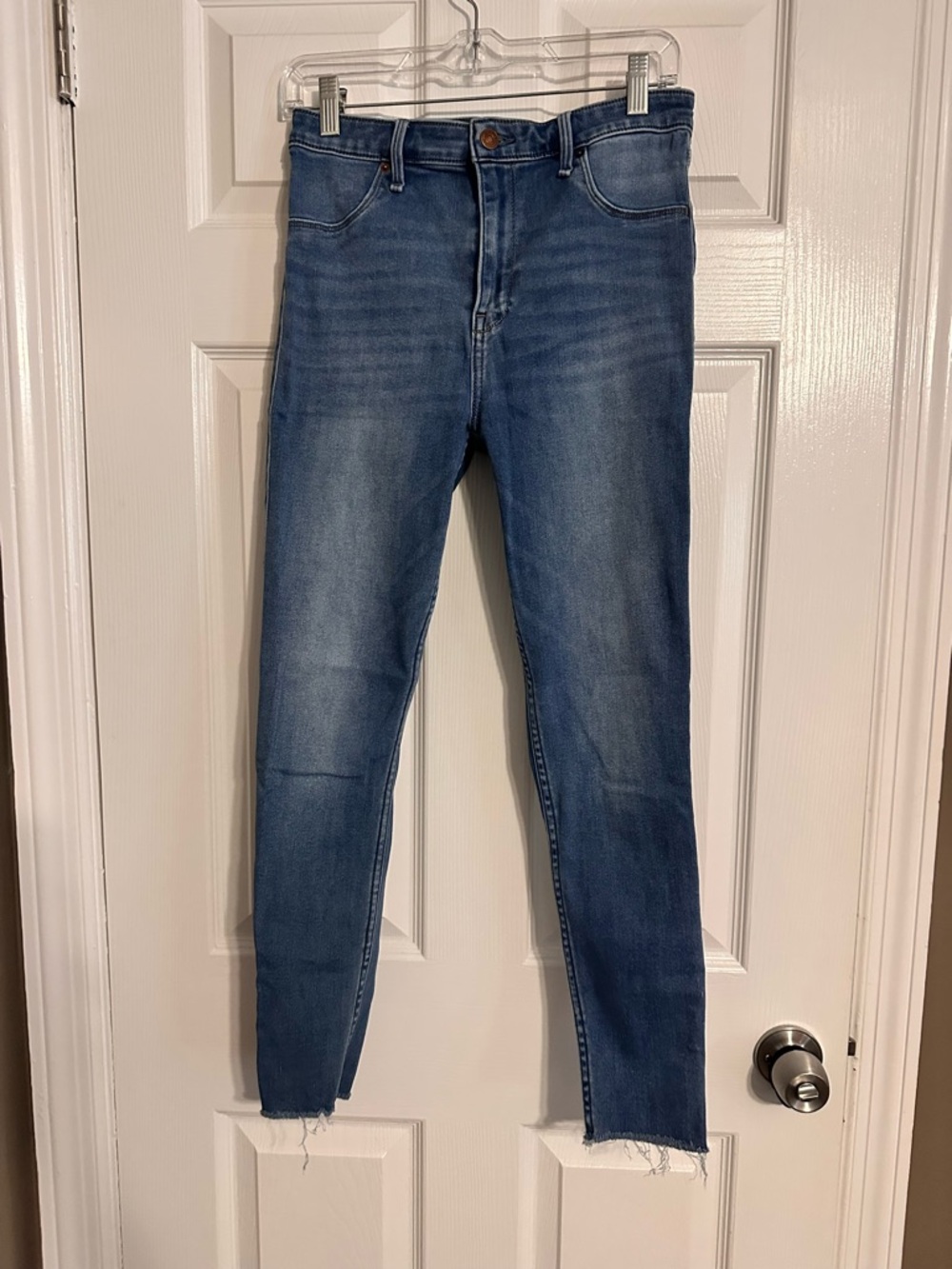 Abercrombie & Fitch Medium Blue High-Rise Skinny Jeans